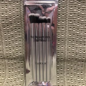 ☀️Farah brushes 5 piece eye perfection